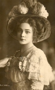 Anita 1915