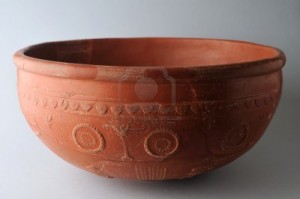 11988311-ceramic-bowl-terra-sigillata-hispanic-type-drag-37-with-geometric-decoration-in-concentric-circles--