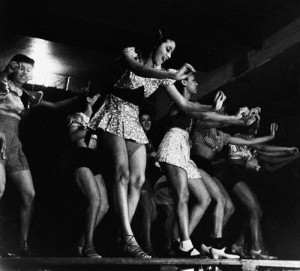 Chorus Girls Rehearsing at the Apollo Theater