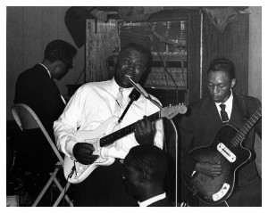 howling-wolf-and-hubert-sumlin-silvios-chicago-early-60s