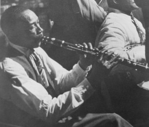 George_Lewis_clarinet_fingers_Kubrick_1950