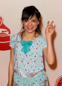 2009 Person Of The Year Honoring Juan Gabriel - Arrivals