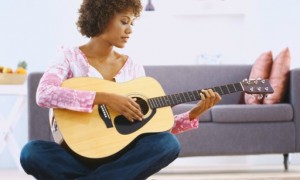 black-woman-guitar1