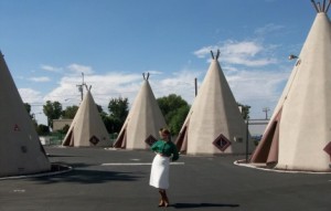 wigwam-village-7-san-bernardino-ca-wacky-tacky-469x300